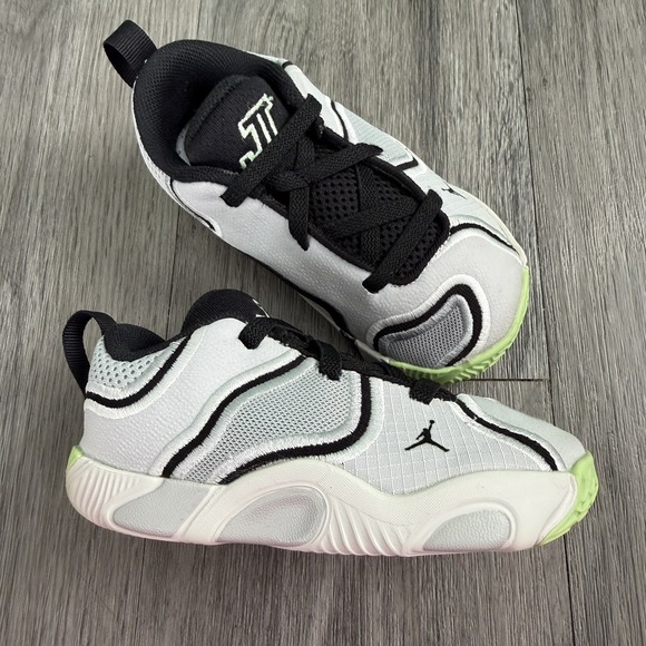 Nike Other - Nike Tatum 3 Toddler Sneakers Size 8C Platinum Tint Black Kids Jordans EUC Box